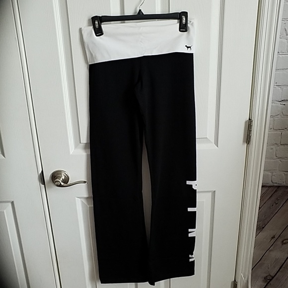 NIP VS Pink Flare Yoga Leggings Size Small - Picture 4 of 8